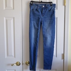 American Eagle Jeans.   Size 6 Regular